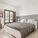 Apartment Villa Marina Puerto Banus By Hostlovers