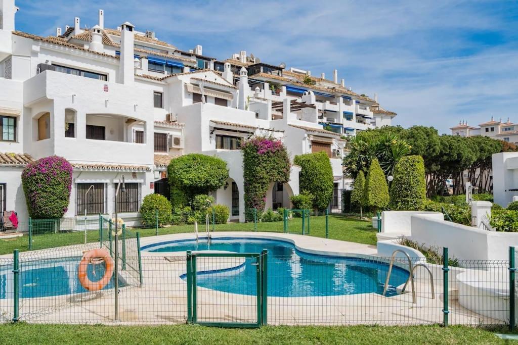 Marina Puerto Banus By Hostlovers Apartamento Marbella